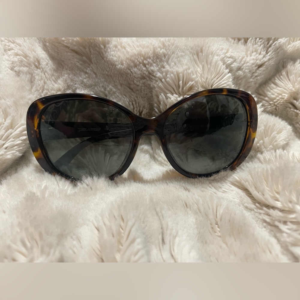 Brand: Peppers
Pepper's Women's Lifestyle Collection Polarized Round Sunglasses